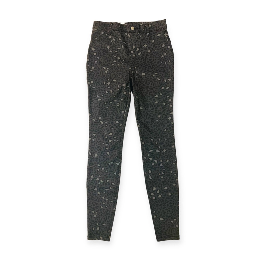 Time And Tru | NWT Women’s Animal Print High Rise Stretch Fitted Jeans